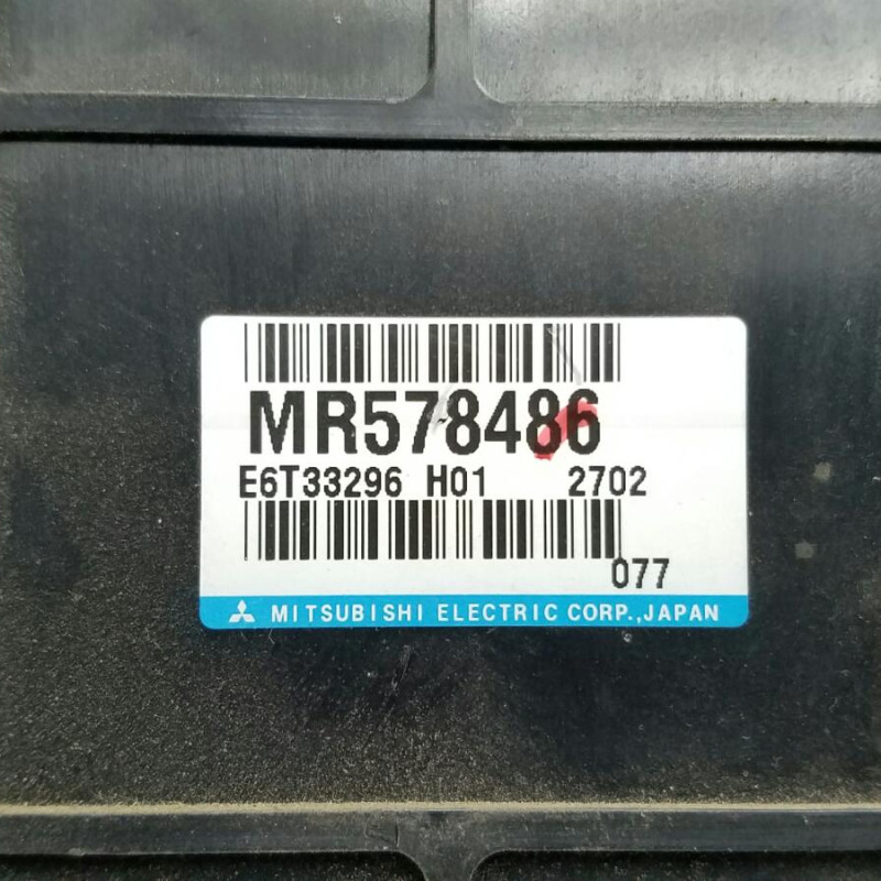 Mitsubishi CS LANCER engine Control Unit ECU/MR578486