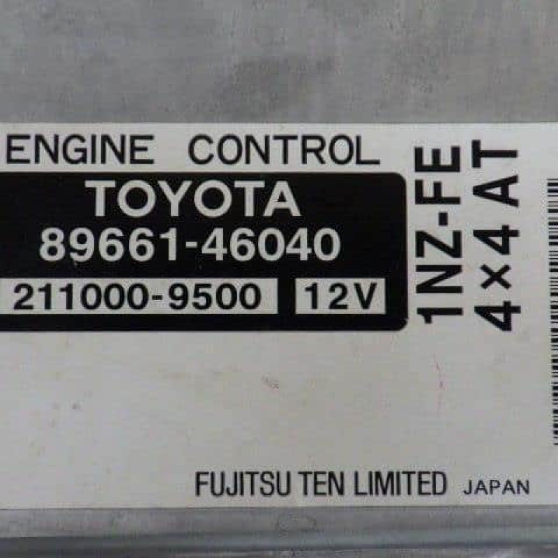 Engine Control Unit /TOYOTA Raum 2003 UA-NCZ25 89661-46040