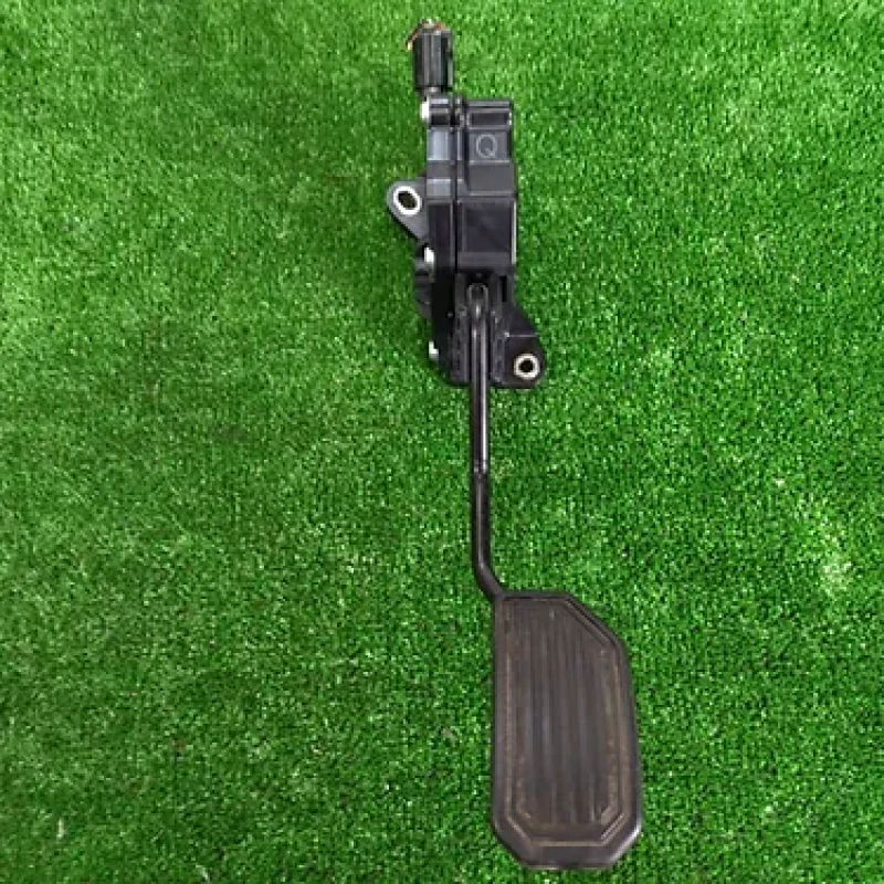198800-7320/ Gas Pedal TOYOTA Wish 2012 ZGE20G/ Q